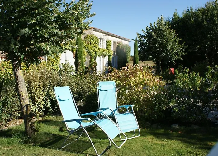 Le Nid - Les Grandes Chaumes بيت للعطل *